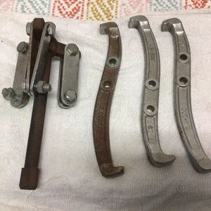 3 LEGGED 8” puller